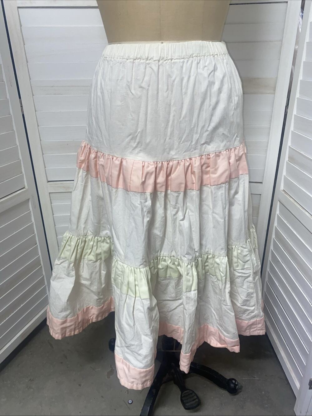 80s 90s Handmade Tiered Maxi Cream Peach Skirt Women’s Cottage Boho L/XL